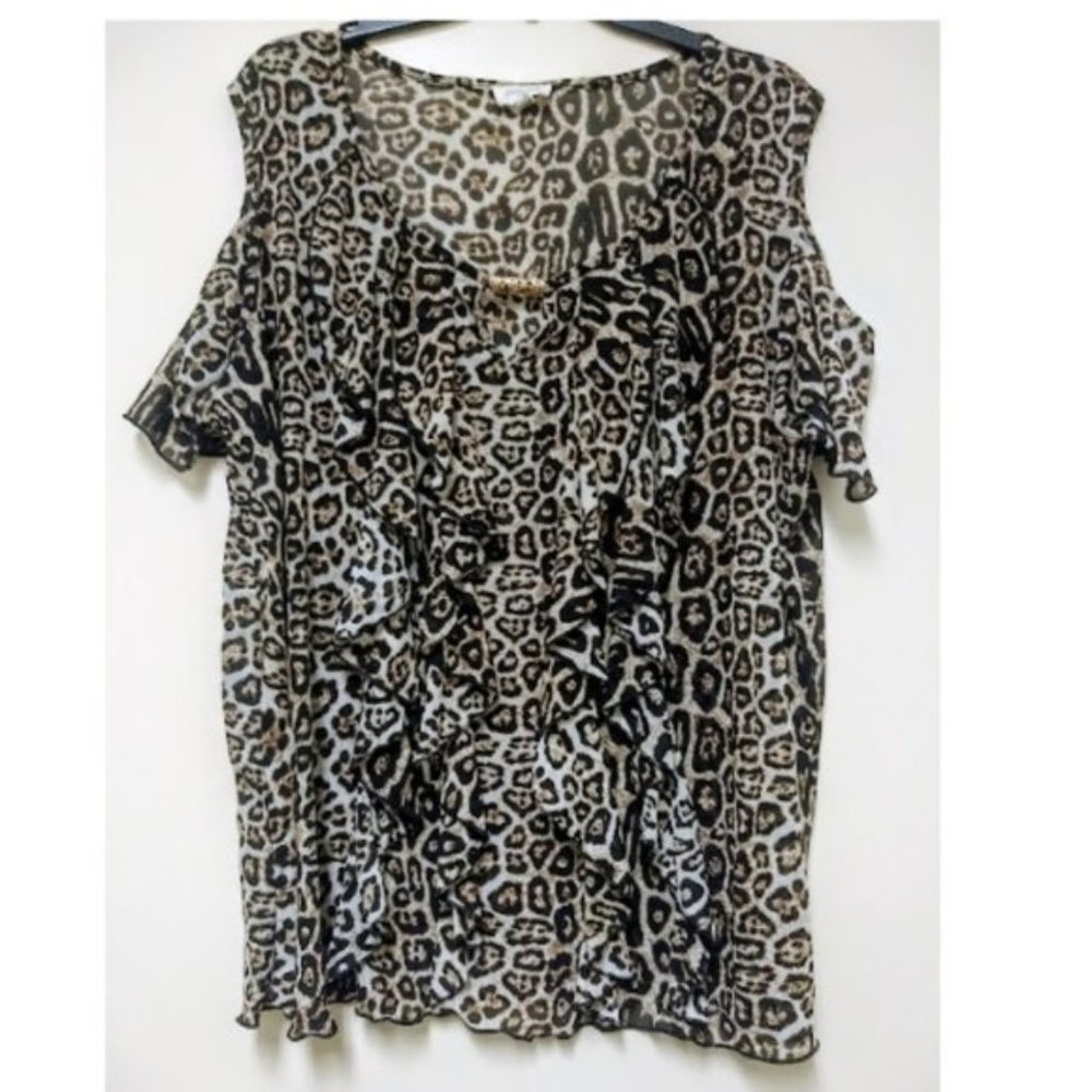 Siren Lily's Cheetah Print Cold Shoulder Pull over Top Roll Tab Sleeve, Short Sl